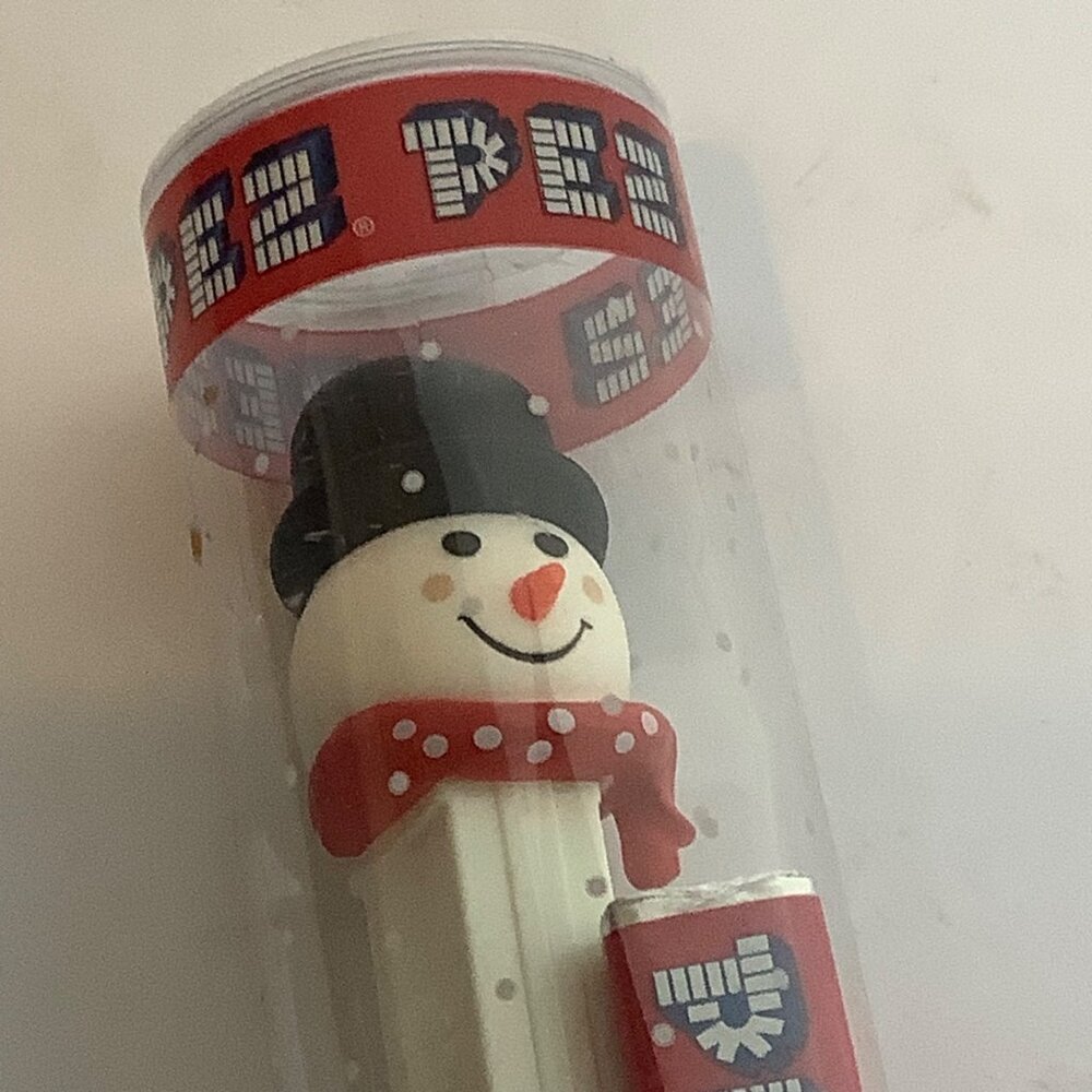Pez Snowman Dispenser Gift Set With Candy 2.90 oz Made in USA NEW UNOPENED